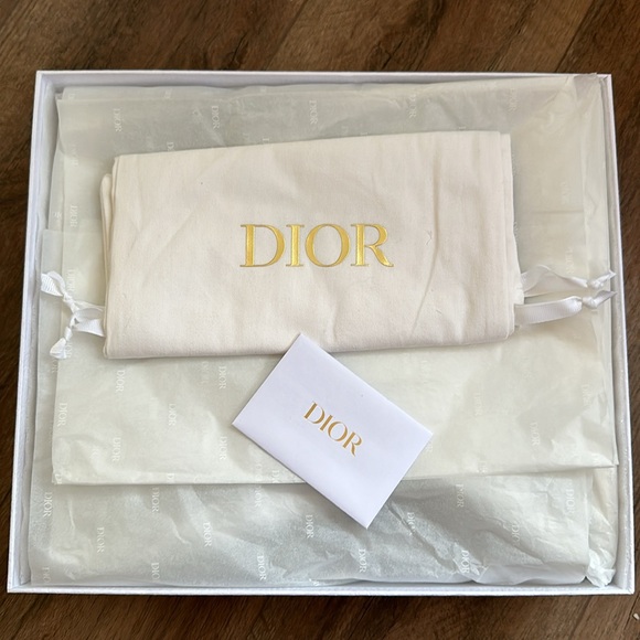 Dior Cannage Quilted DTwist Slide Sandal Size 39 - Picture 10 of 10